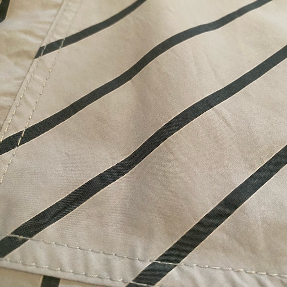 Zara Cropped Striped Button Up, Size Small - Picture 3 of 3